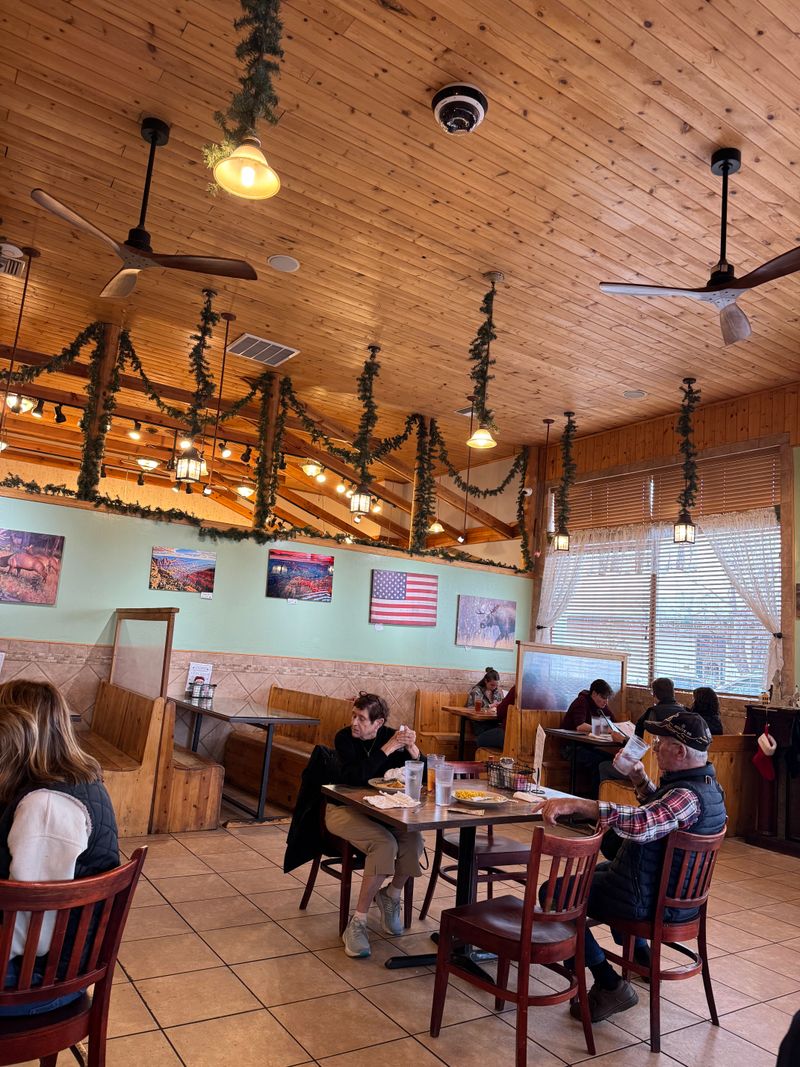 Pine Country Restaurant