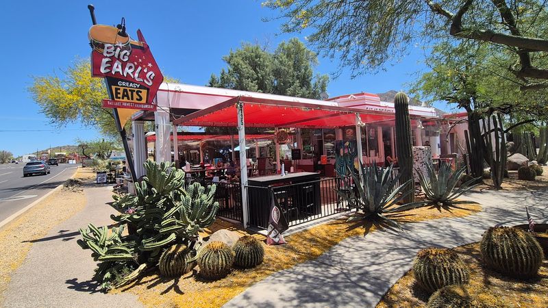 Big Earl's Greasy Eats, Cave Creek