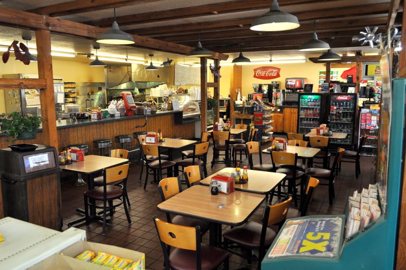 Slim's Bar-B-Q, Arcadia FL