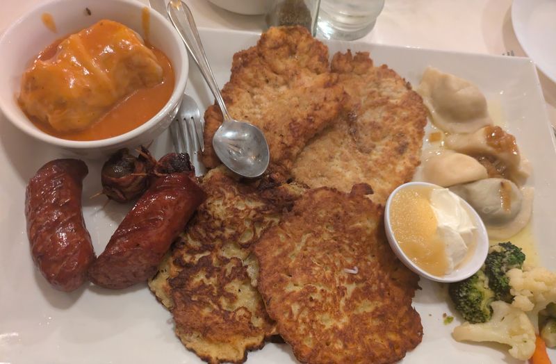 Big Portions and Honest Value for Families and Groups