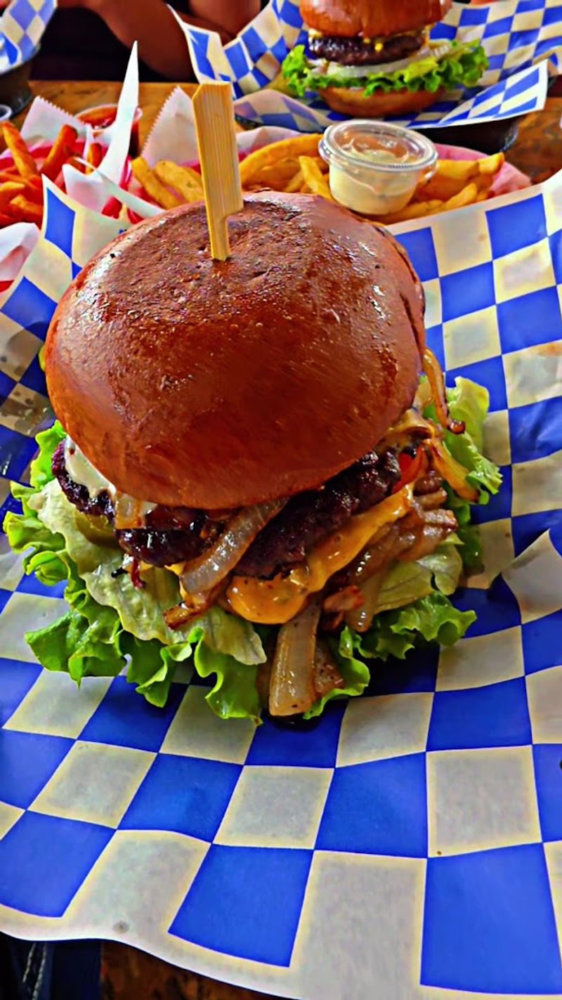 Big Sky Burger And The Reputation That Precedes It