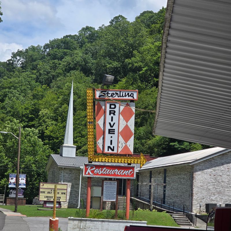 Sterling Drive-In, Welch