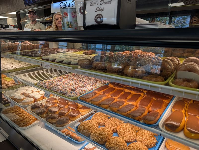 Bill's Donut Shop, Centerville Bill's Donut Shop, Centerville