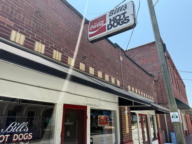 Bill's Hot Dogs