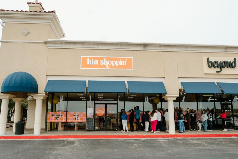 Bin Shoppin' Bin Shoppin'