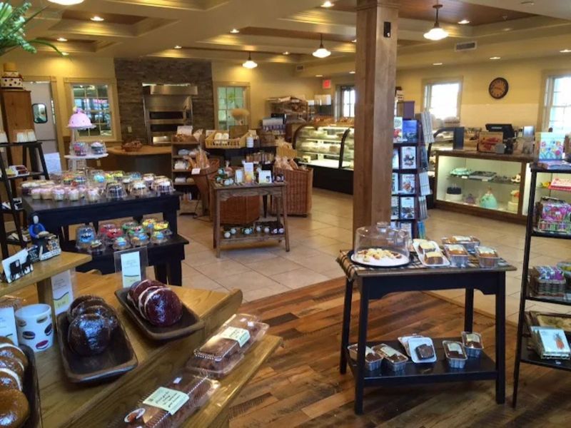 Bird-in-Hand Bakery & Cafe, Bird-in-Hand Bird-in-Hand Bakery & Cafe, Bird-in-Hand