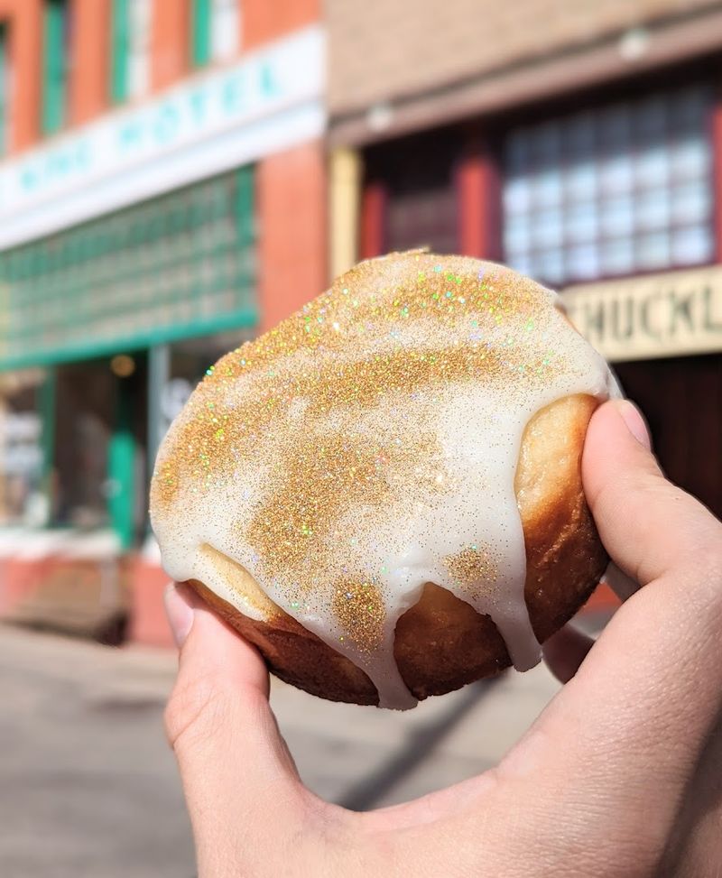 Bisbee Good Cakes, Bisbee, AZ