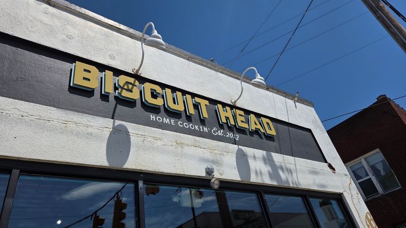 Biscuit Head
