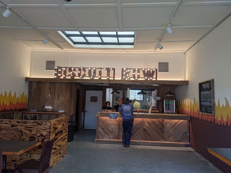 Biscuit Row BBQ, Helena