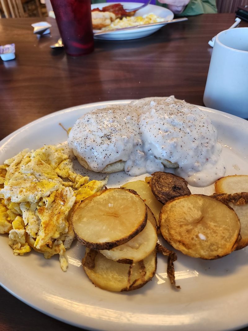 Biscuits And Gravy Done The Hometown Way