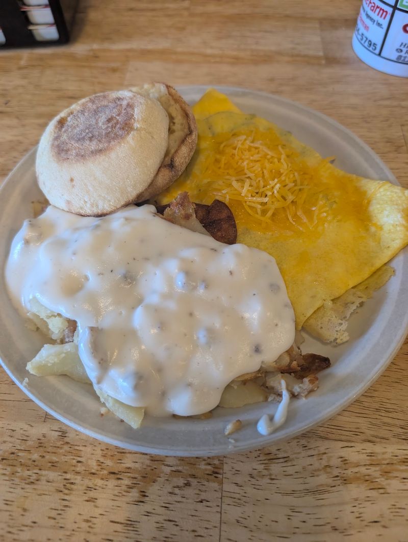 Biscuits And Gravy Done The Hoosier Way