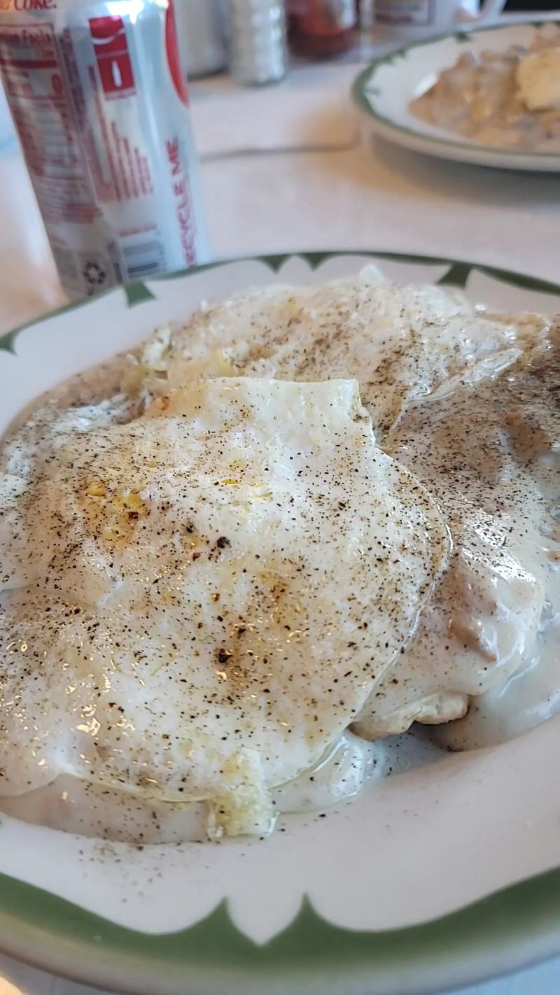 Biscuits And Gravy That Built A Reputation