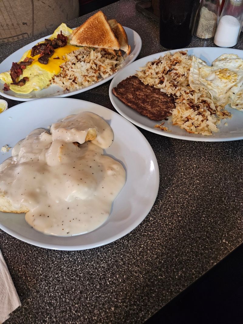 Biscuits And Gravy, The Breakfast Main Event