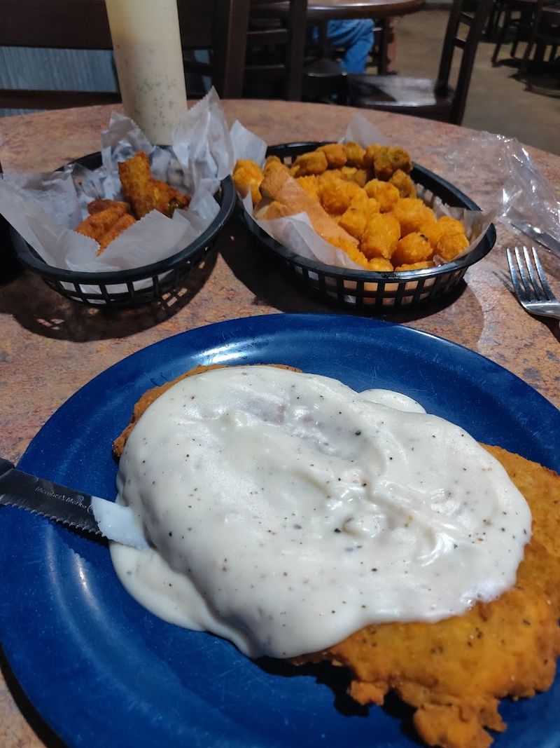 Biscuits And Gravy Worth The Detour