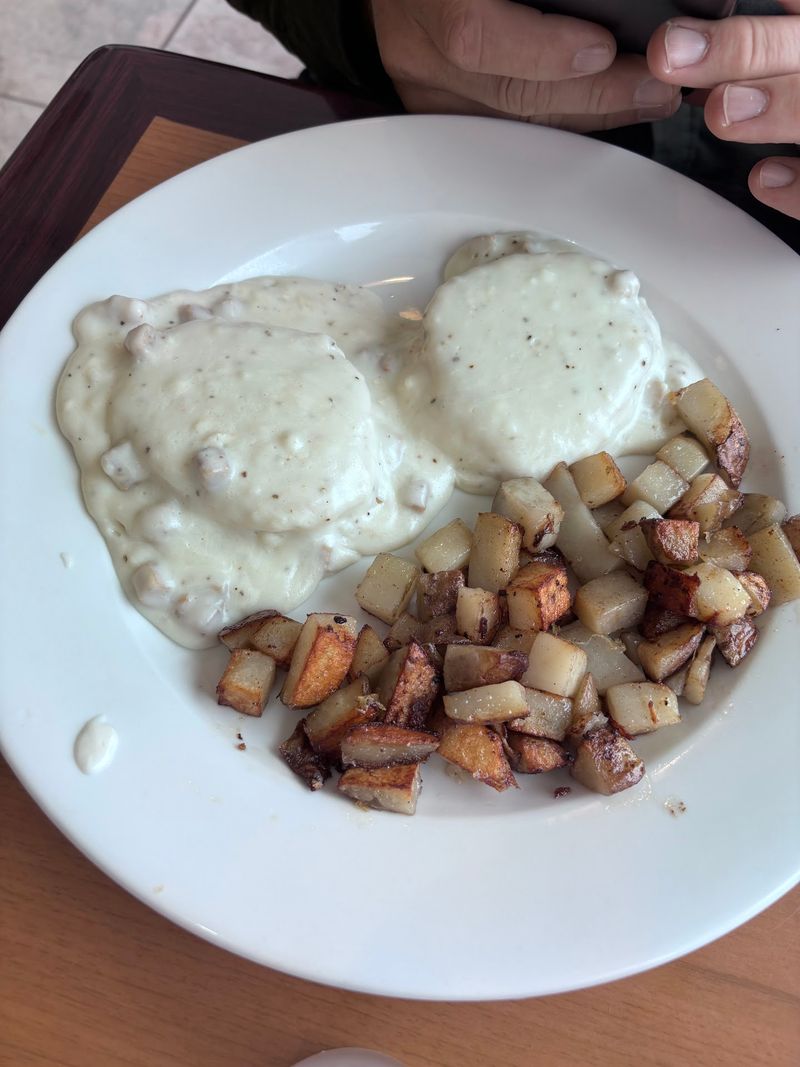 Biscuits, Gravy, And Golden Hashbrowns Biscuits, Gravy, And Golden Hashbrowns