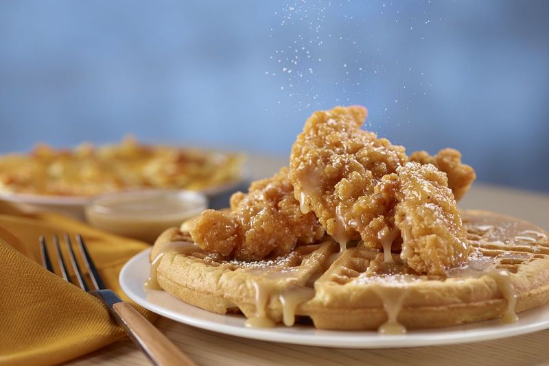 Huddle House: Southern Staples Served 24/7