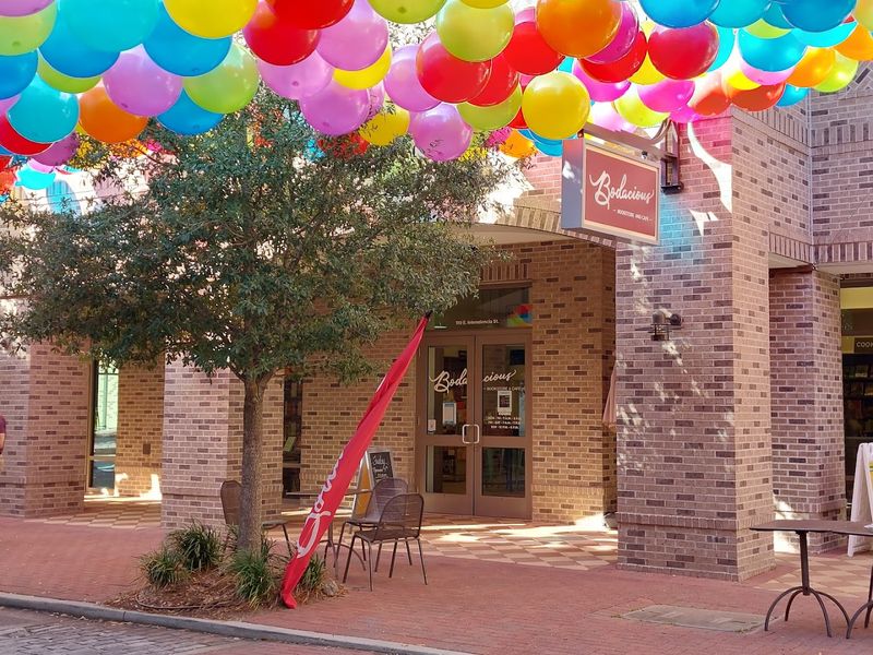 Bodacious Bookstore & Cafe, Pensacola, FL