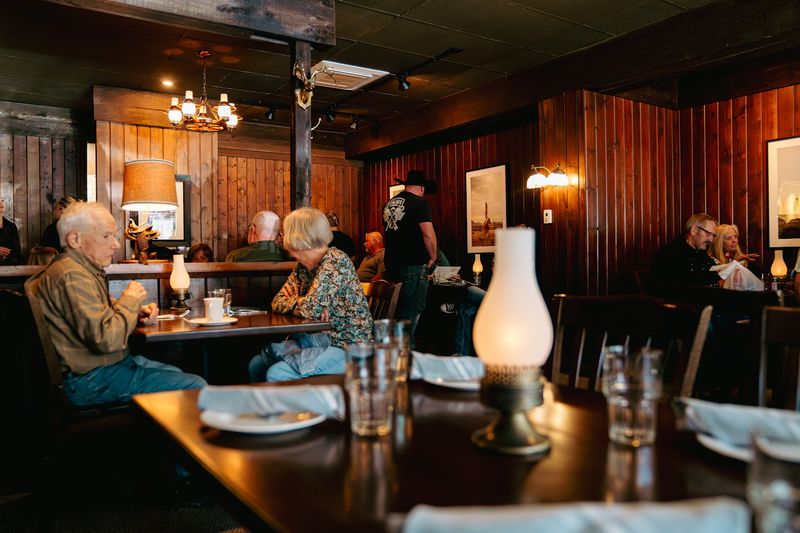 Black Hat Cattle Co., Kittredge