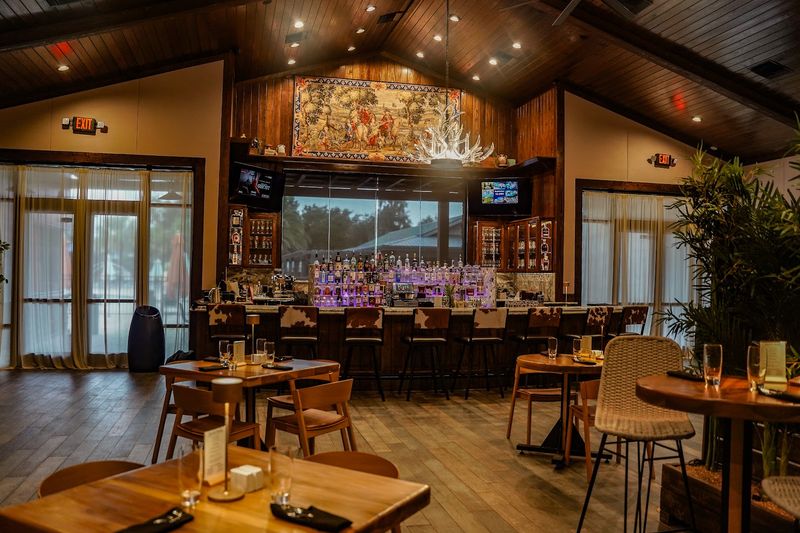 Black Prong Bar & Grill, Bronson