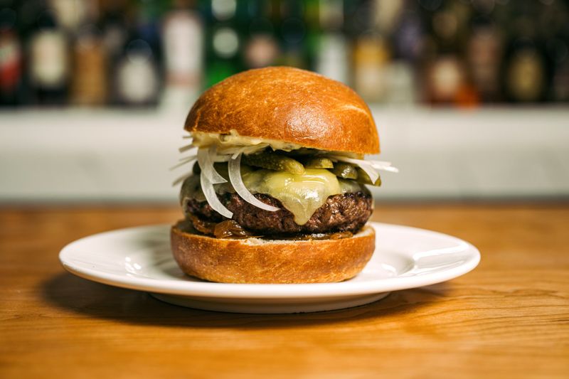 Gramercy Tavern – Fine Dining's Burger Masterpiece