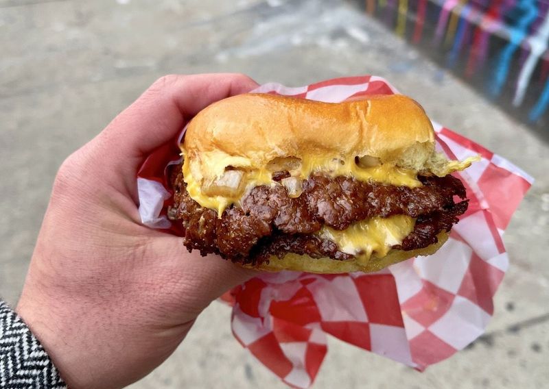 7th Street Burger: Fast Food Perfection In Simplicity
