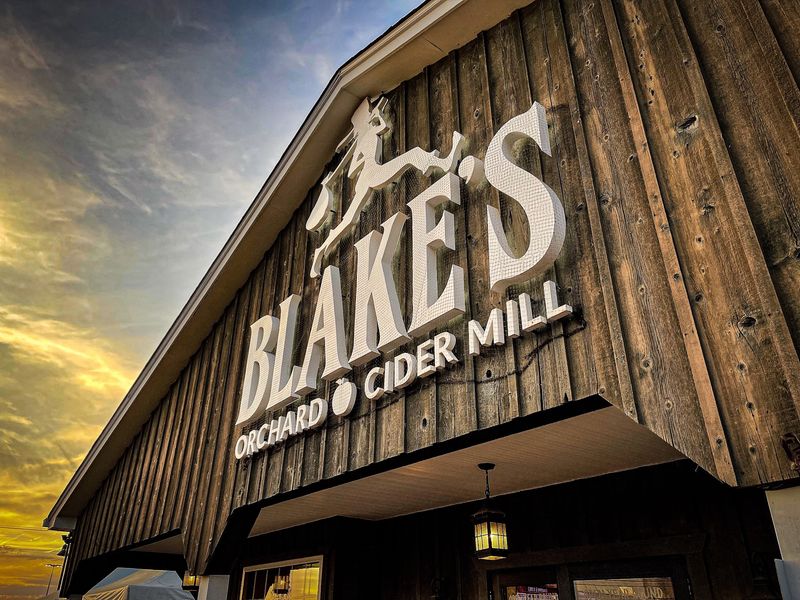 Blake’s Orchard And Cider Mill Blake’s Orchard And Cider Mill