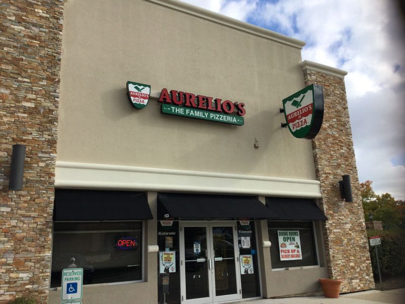 Aurelio's Pizza: South Suburban Legend That Lost Its Way