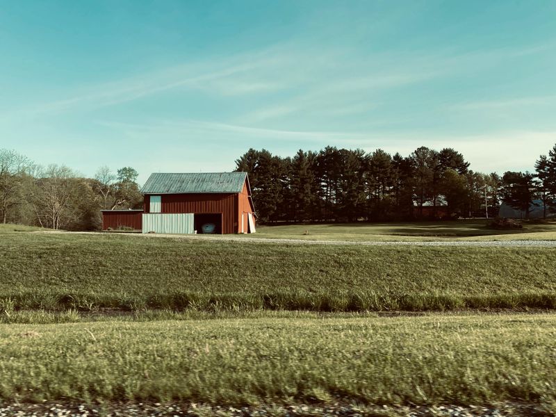 Kennedy Hill Road (Byron, Illinois)