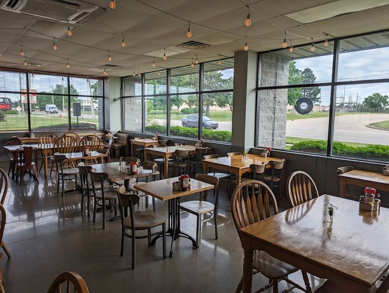 Fort Jesse Cafe - Normal