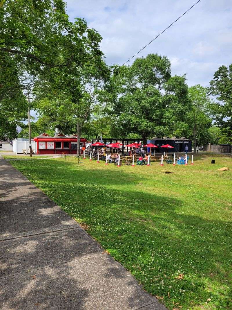 Dune Brothers Riverside Shack – East Providence, Rhode Island