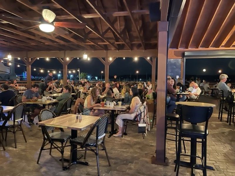 Pier 701 Restaurant & Bar – Piermont, New York