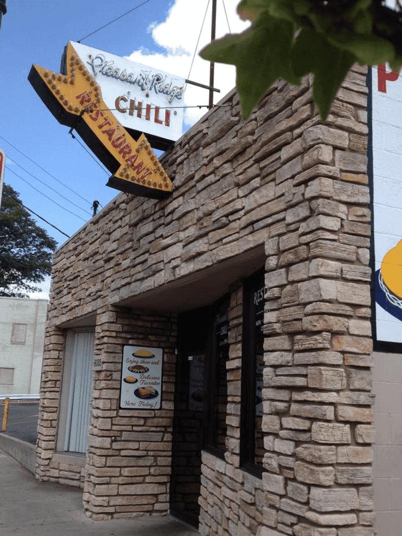 Pleasant Ridge Chili, Cincinnati