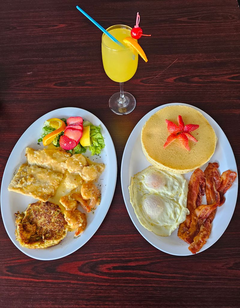 Cracked Conch Cafe, Marathon