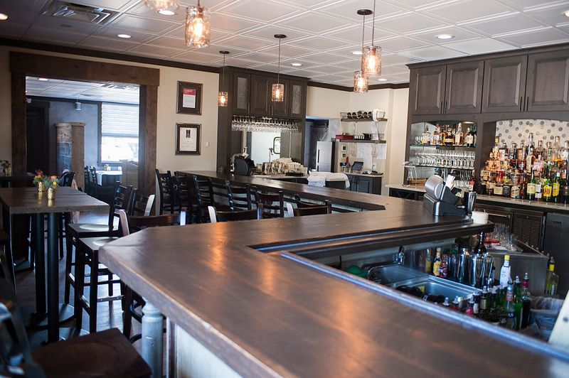 1776 Restaurant – Crystal Lake