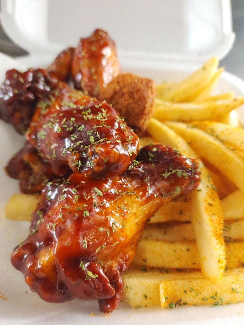 G’s Wings & Things — Lansing, MI