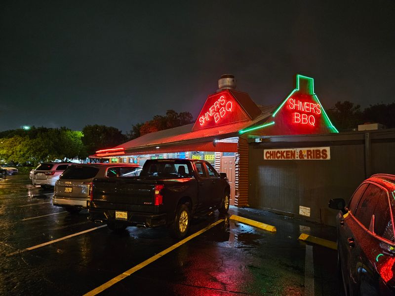 Shiver's BBQ – Homestead