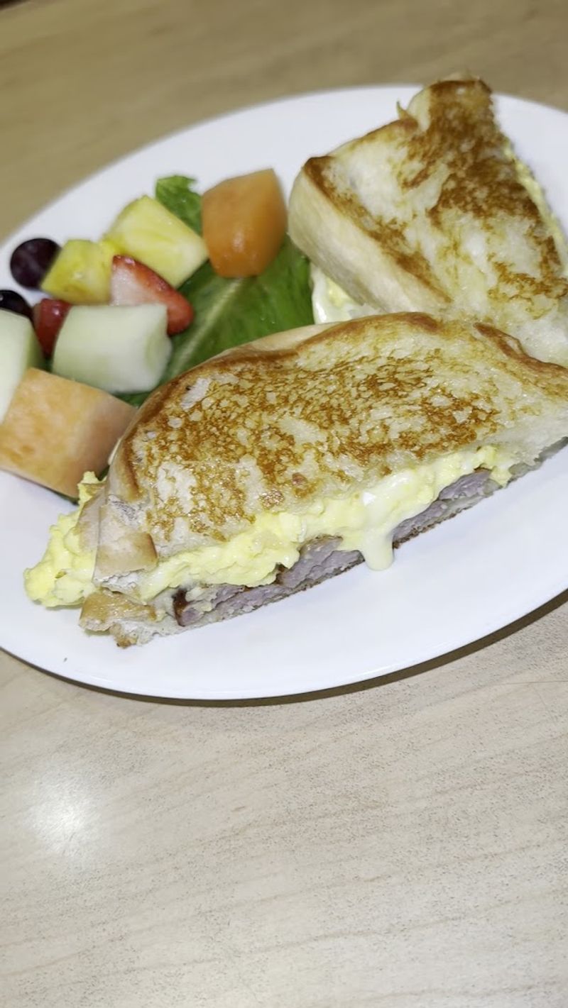 Golden Toast Cafe, Washington