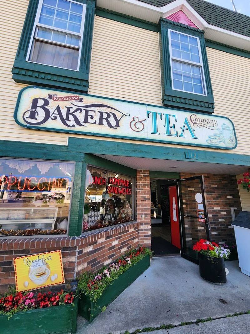 Mackinaw Bakery & Tea Company, Mackinaw City