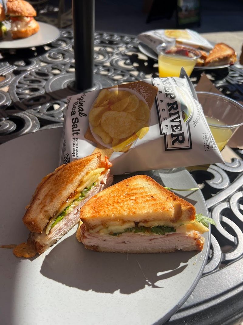 Blue Palmetto Cafe: Fuel For Your Garden Walk
