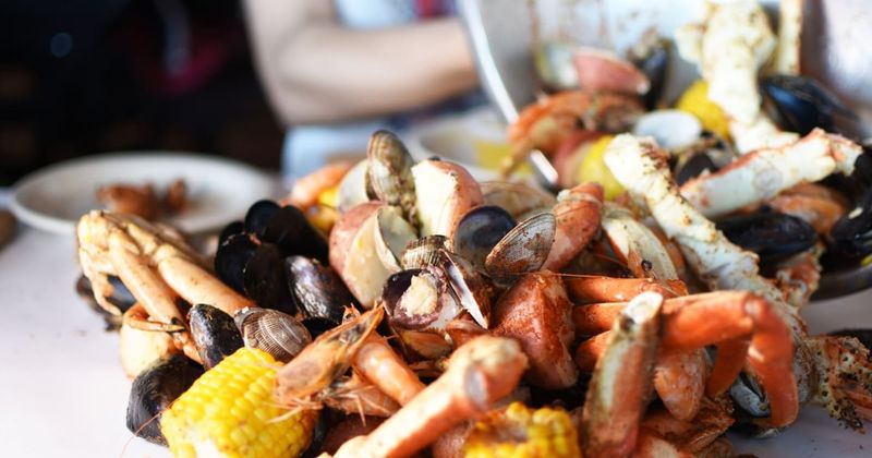 Alaska Fish House: Seattle's Seafood Showcase