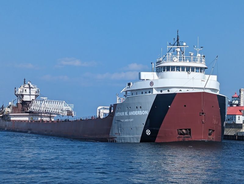 Cruising Through The Duluth Ship Canal