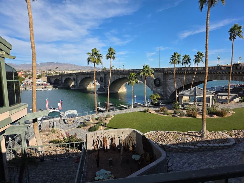 Shugrue's Restaurant & Bar, Lake Havasu City