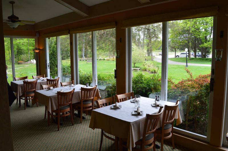 HawksHead Restaurant, South Haven