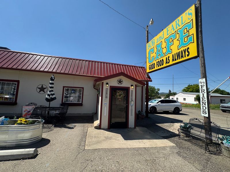 Bob & Earl's Cafe