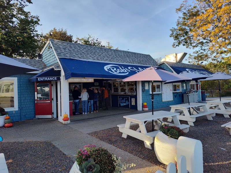 Bob's Clam Hut, Kittery