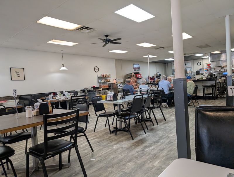 Bob's Grill & Cafeteria