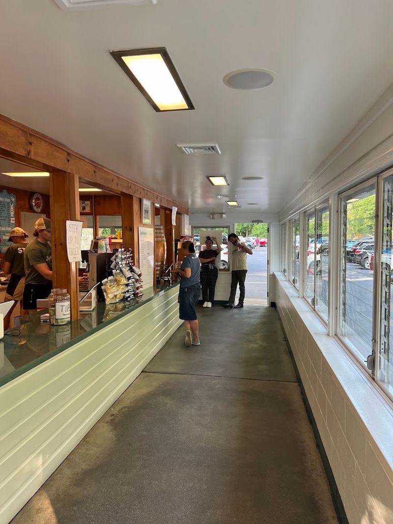 Boehringer's Drive-In, Adamstown