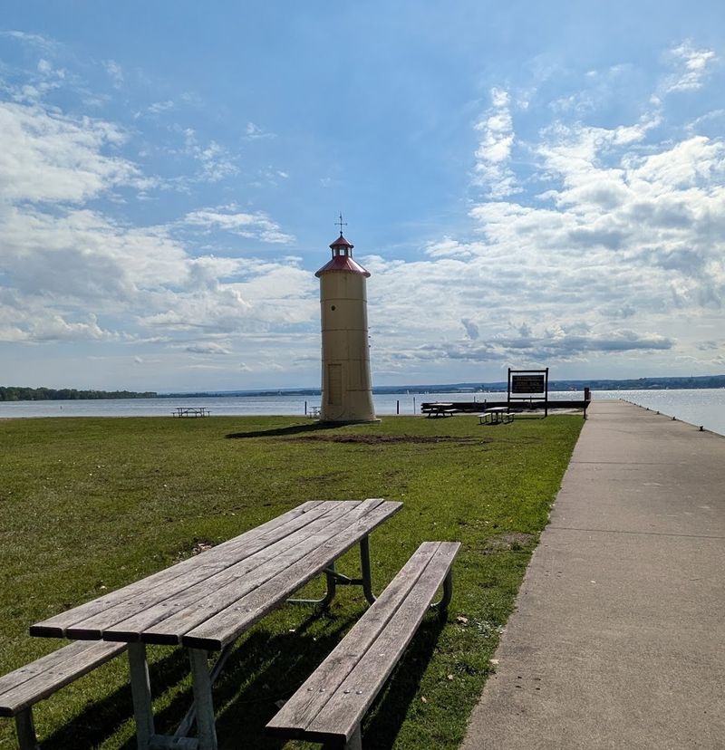 Sidewalk Trail, Presque Isle State Park