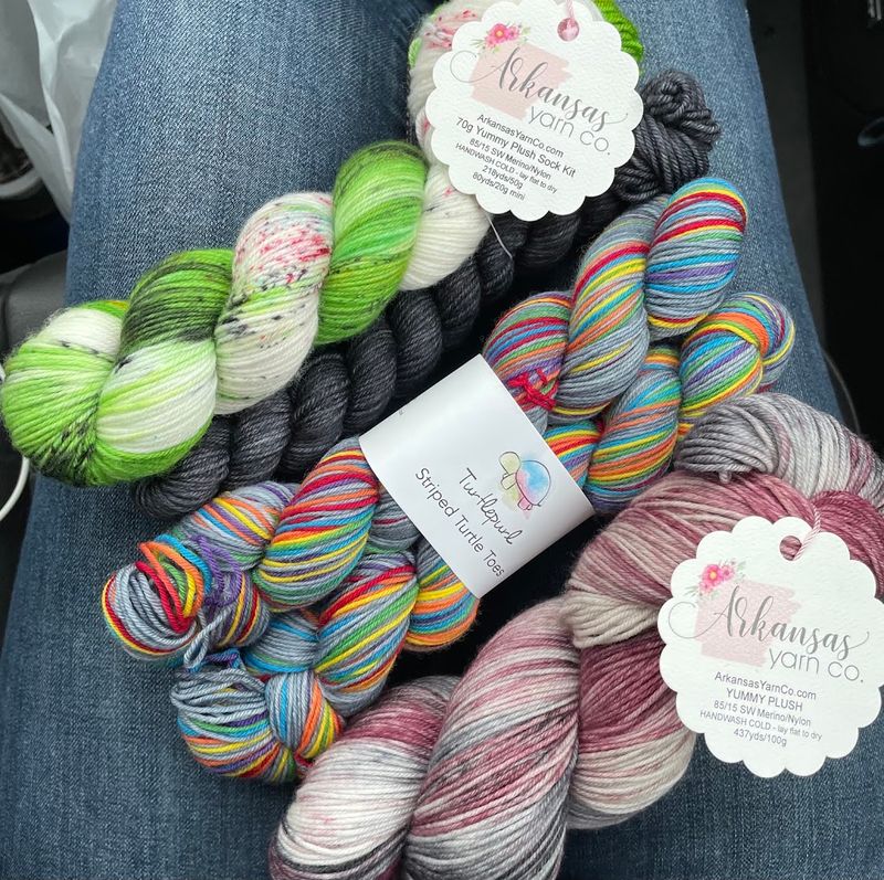 Bold Fibers Turn Browsing Into Inspiration Bold Fibers Turn Browsing Into Inspiration