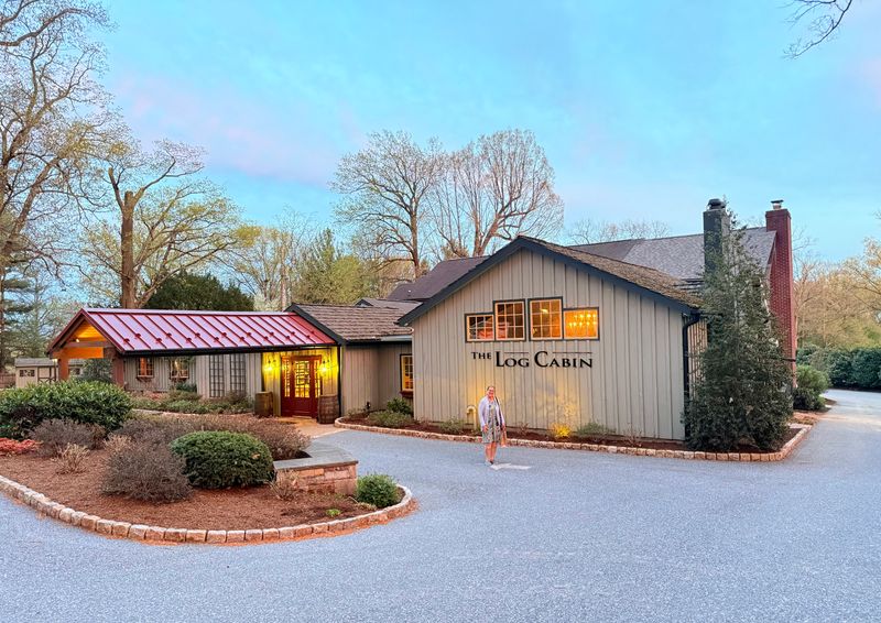 The Log Cabin — Leola, Pennsylvania